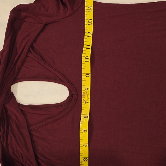 Burgundy Bodycon Dress - Picture 7 of 7